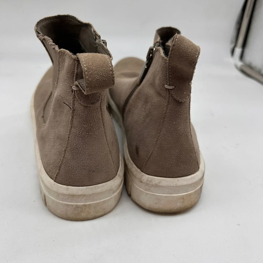 Blondo Waterproof Ankle Boots Taupe Suede Side Zip Womens 10M